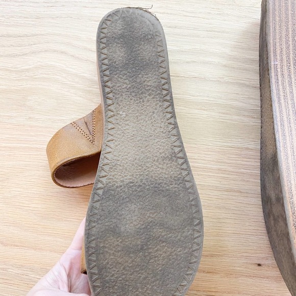 Women's Mixed Size/Brand  Lot of Four (4) Sandals Bundle sizes 7,7.5, & 8 - Picture 14 of 16